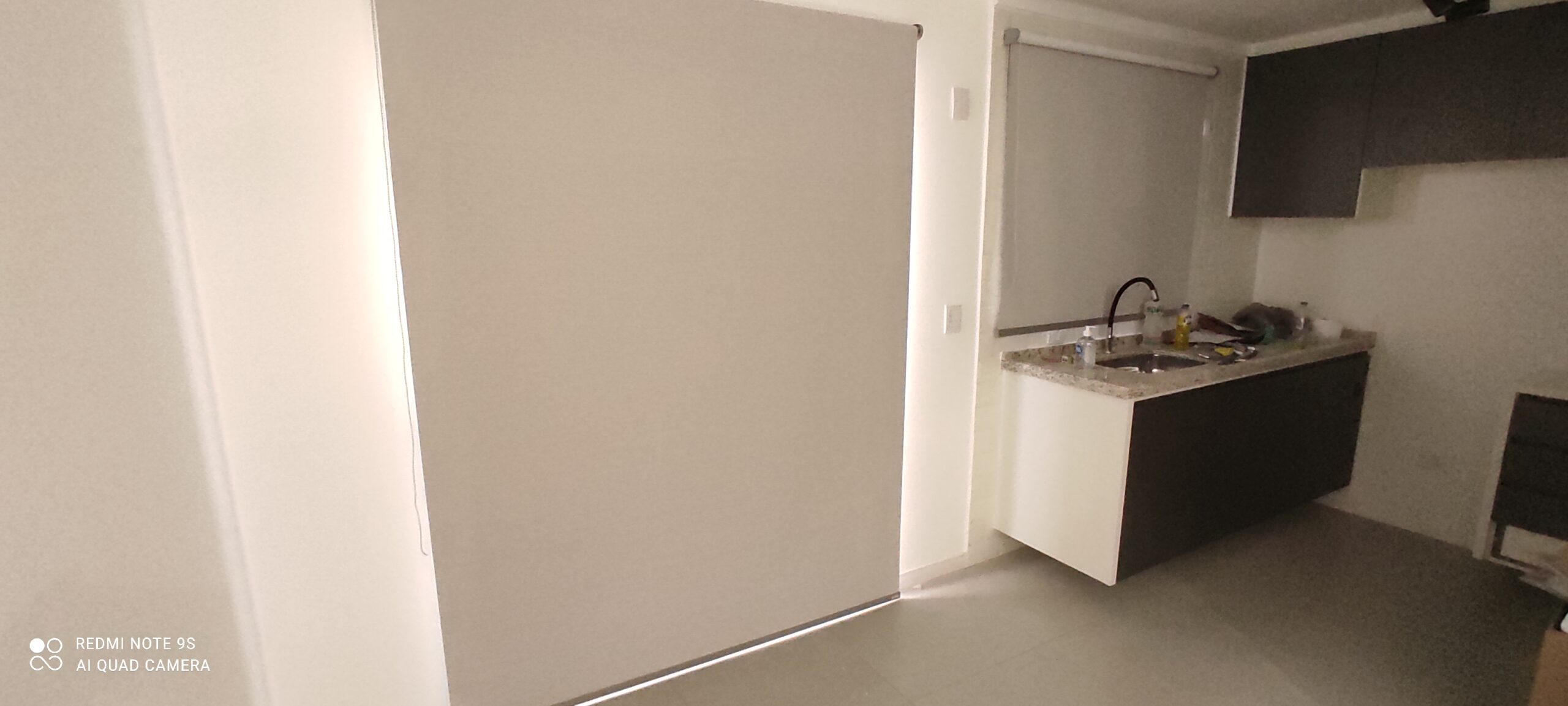 persiana rolô blackout para cozinha